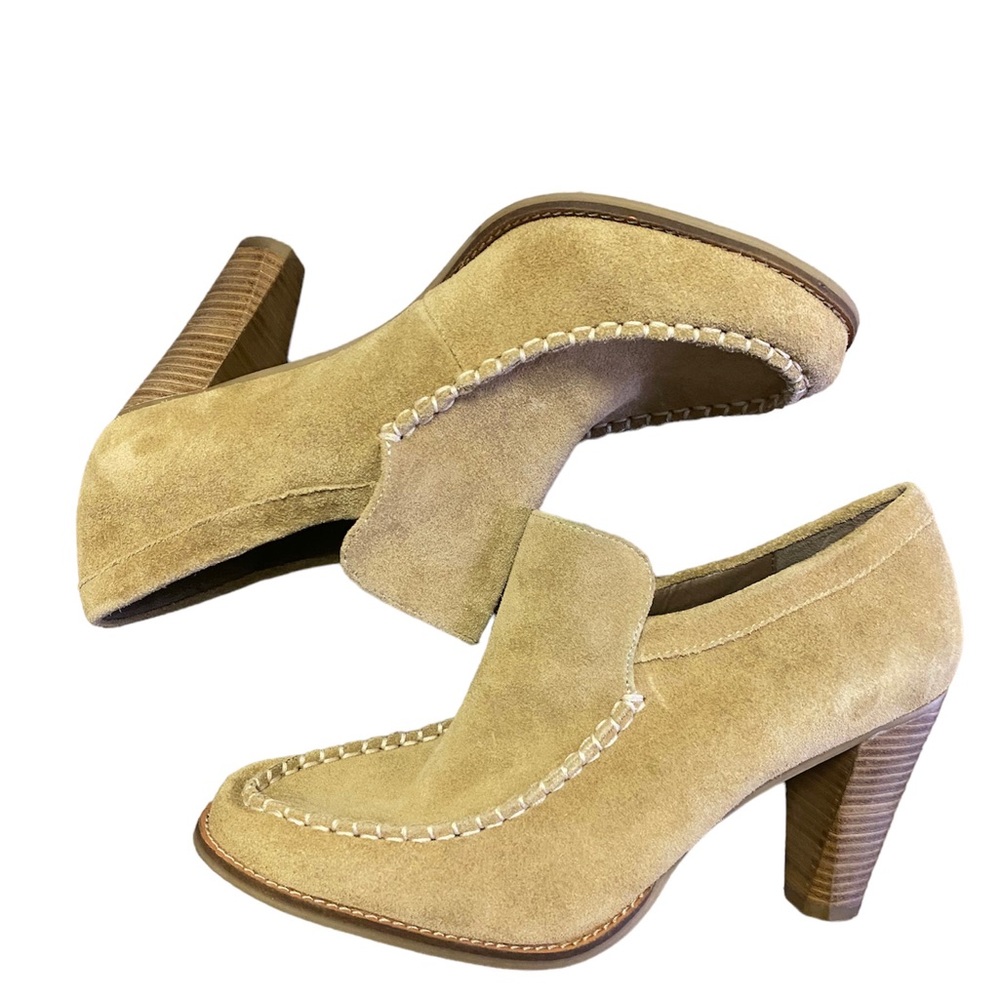 B Makowsky Suede Pump Heels Shoes BFFrey